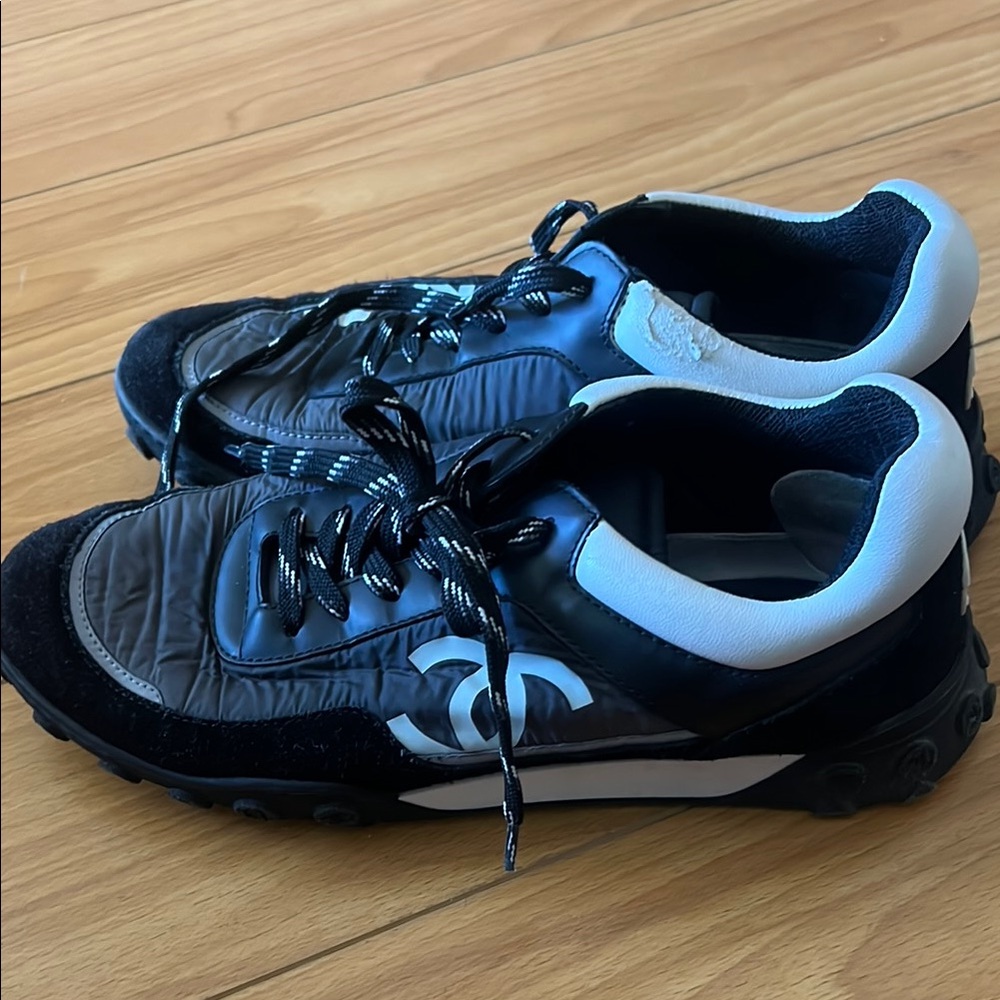 Chanel Womens Sneakers - Picture 5 of 5